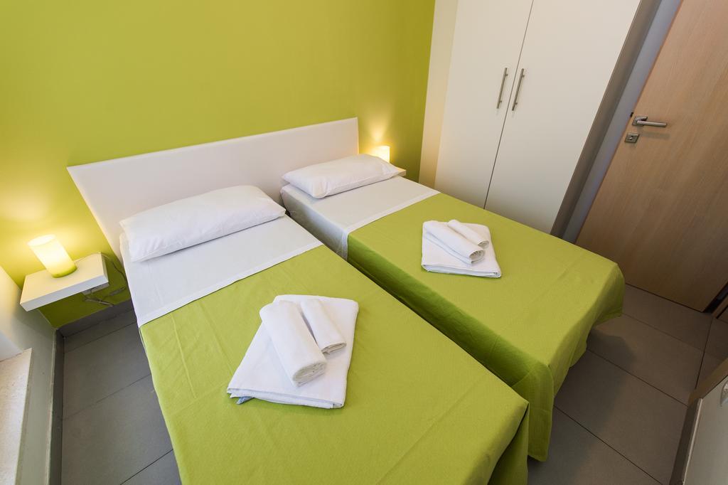 Blue Sky Apartments Rogoznica  Exterior foto